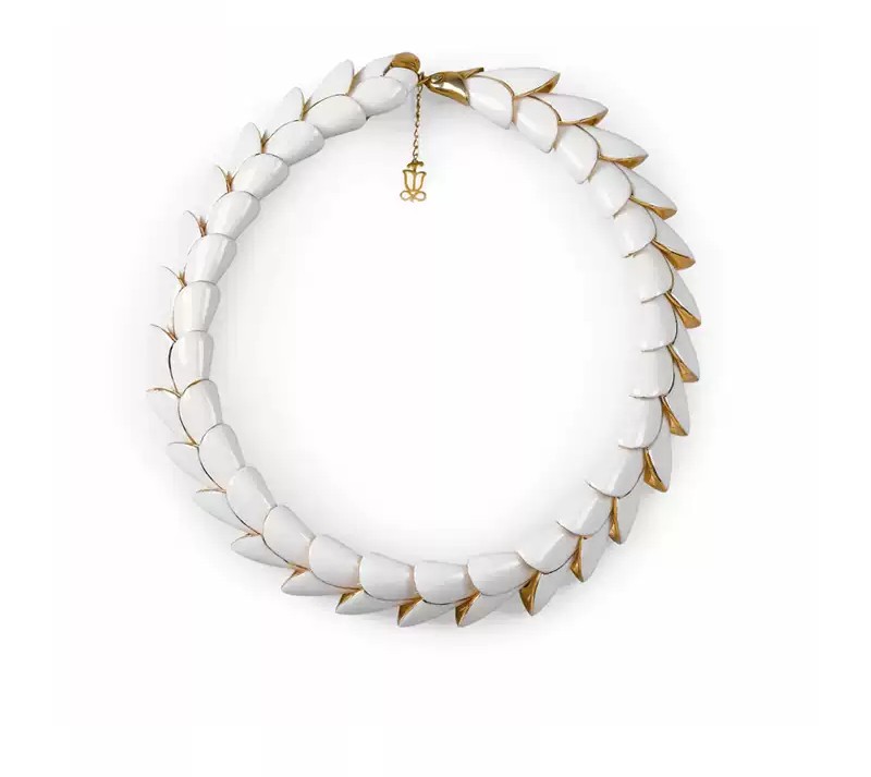 Lladró Floral Elegance Jewelry Set - Exquisite Ceramic Wearable Art